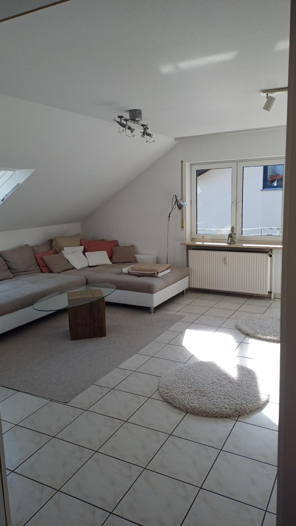 Helle Schoene Dachgeschosswohnung Mit Balkon Stockach Exterior photo